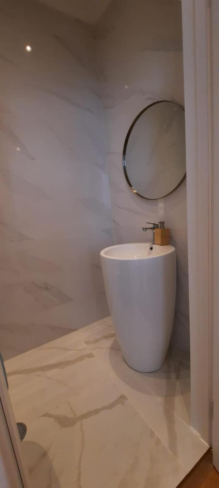 Апартаменты Apartamento Em Alvalade Лиссабон Экстерьер фото